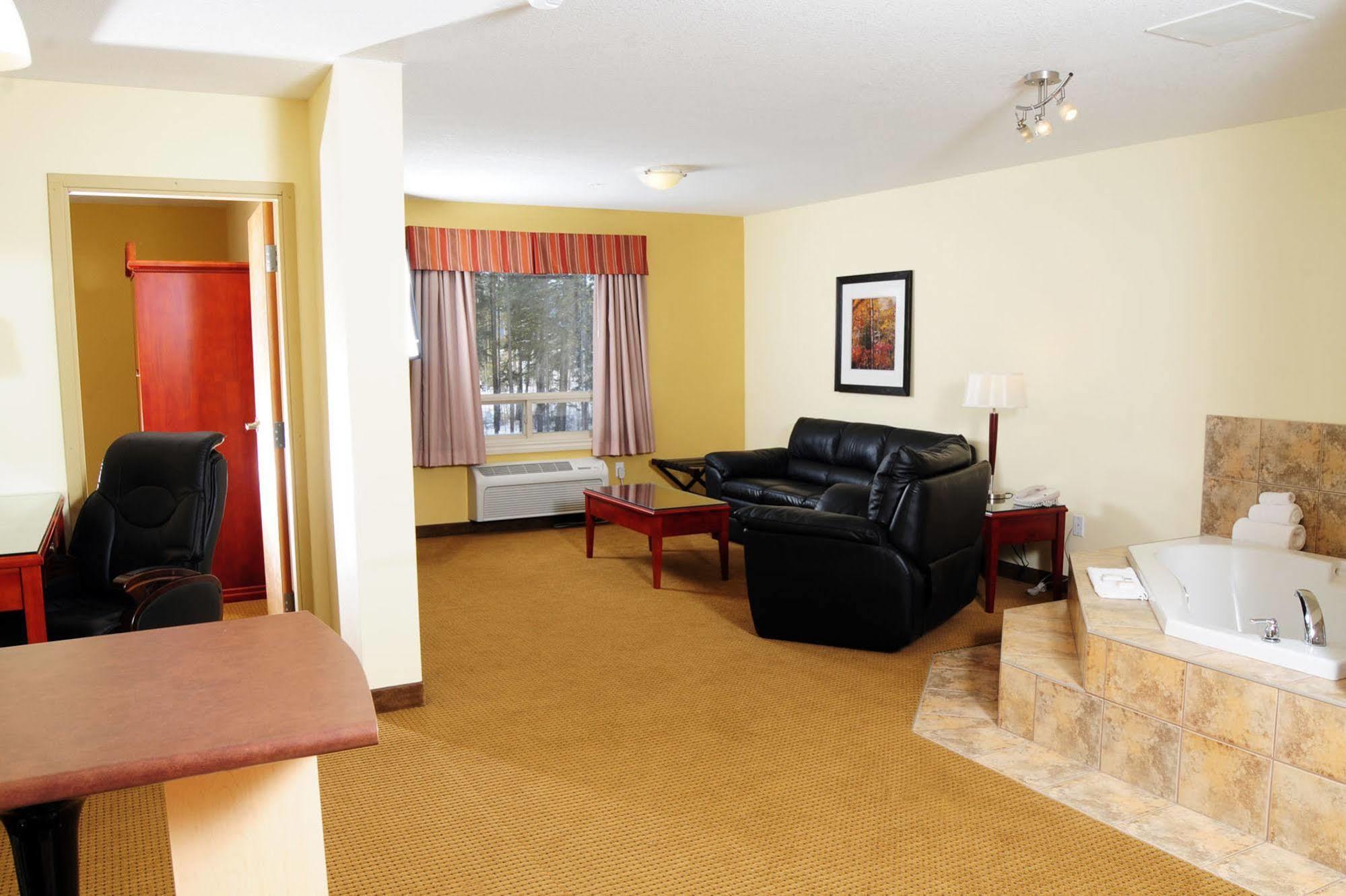 Trend Mountain Hotel & Conference Centre Tumbler Ridge Camera foto